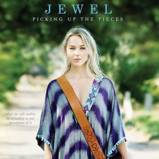 Jewel Hits The International Trail