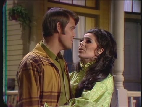 Glen Campbell &amp; Bobbie Gentry - Good Times Again (2007) - Let it be Me (19 March 1969) w/intro