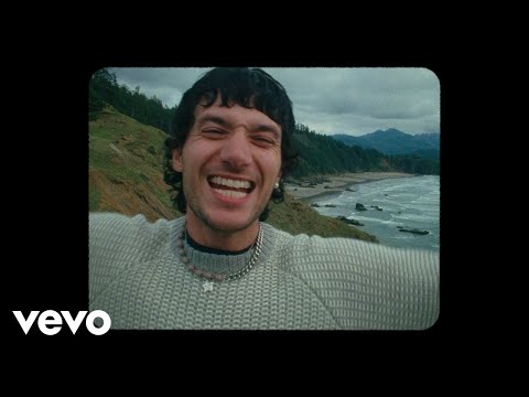 Jeremy Zucker - OK (Official Music Video)