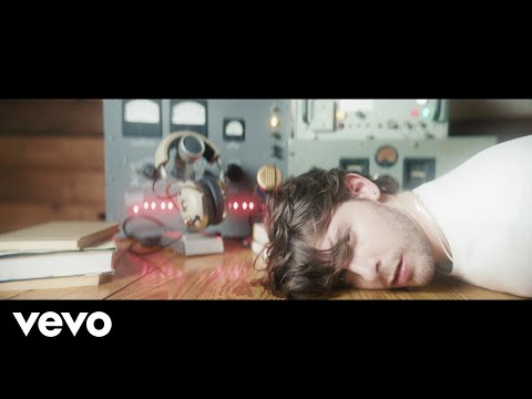 Sam Williams - 10-4 (Official Music Video)