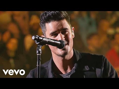 Passion, Kristian Stanfill - God, You&#039;re So Good (Live) ft. Melodie Malone