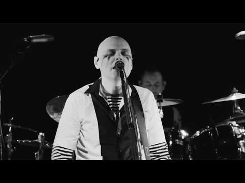 The Smashing Pumpkins - Solara (Live from the Troubadour)