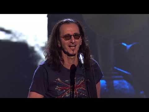 Rush perform &quot;Spirit of Radio&quot; at the 2013 Rock &amp; Roll Hall of Fame Induction Ceremony