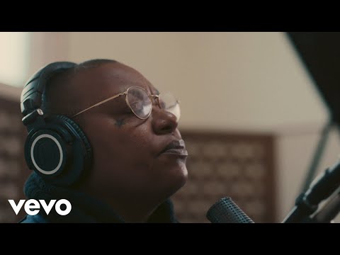 Meshell Ndegeocello - The Atlantiques (Official Video)