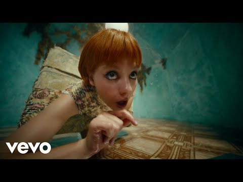 Dora Jar - Bump (Official Music Video)
