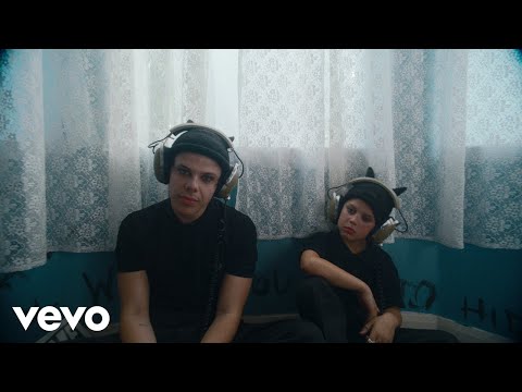 YUNGBLUD - Lowlife (Official Music Video)