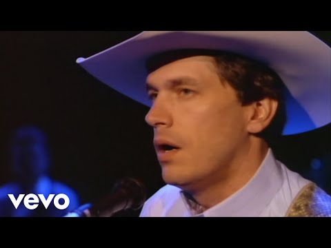 George Strait - Baby&#039;s Gotten Good At Goodbye (Official Music Video)