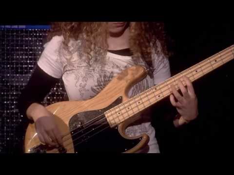 Tal Wilkenfeld - Bass Solo (from Jeff Beck Live at Ronnie Scott&#039;s)