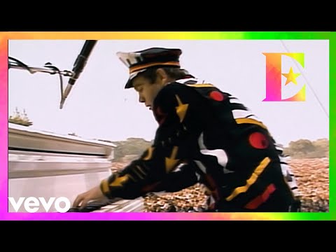 Elton John - Bennie And The Jets (Central Park, NYC 1980)