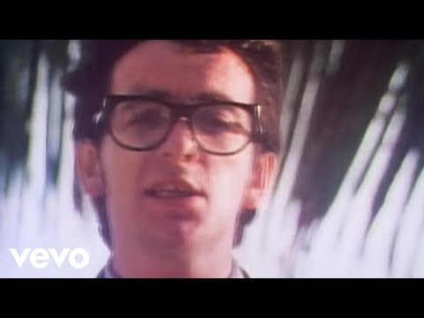 Elvis Costello &amp; The Attractions - Oliver&#039;s Army