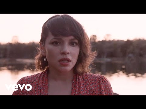 Norah Jones - Miriam (Official Video)