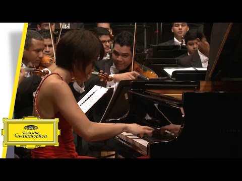Yuja Wang – Rachmaninov: Piano Concerto No. 3 - Dudamel (Official Video)