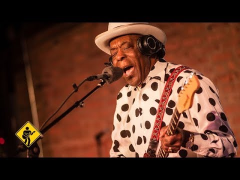 Skin Deep featuring Buddy Guy | Playing For Change | Song Across the USA
