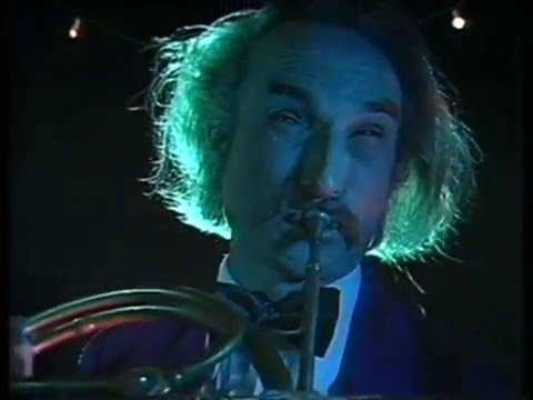 Holger Czukay - Cool In The Pool