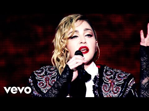 Madonna - Living For Love (Rebel Heart Tour / Sydney, 2016)