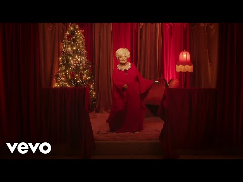 Brenda Lee - Rockin&#039; Around The Christmas Tree (Official Music Video)
