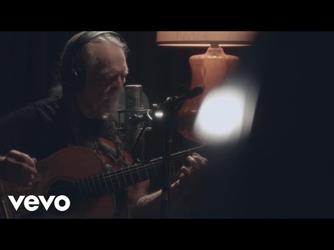 Willie Nelson, Sister Bobbie - Who&#039;ll Buy My Memories (Official Video)