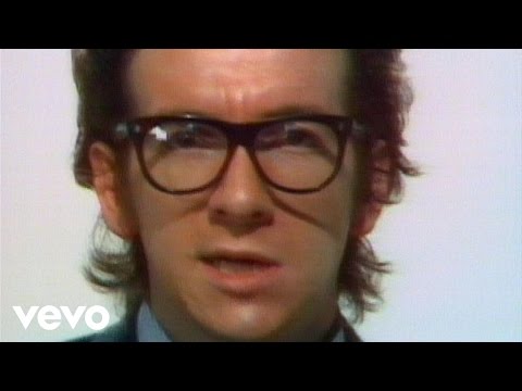 Elvis Costello &amp; The Attractions - (I Don&#039;t Want To Go To) Chelsea