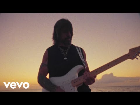 Juanes - Cuando Estamos Tú y Yo (Official Video)