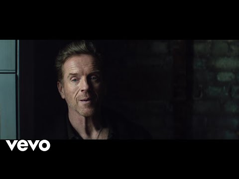 Damian Lewis - She Comes