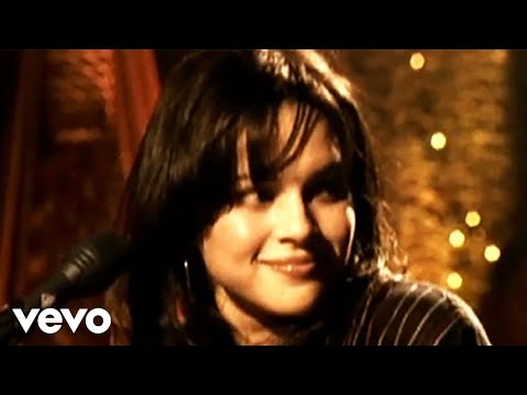 Norah Jones - What Am I To You? (Official Music Video)
