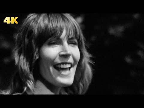 Helen Reddy - I Am Woman (Official 4K Video)