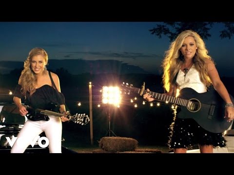 Maddie &amp; Tae - Girl In A Country Song (Official Music Video)