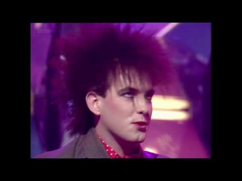 The Cure - The Love Cats (TOTP 1983)