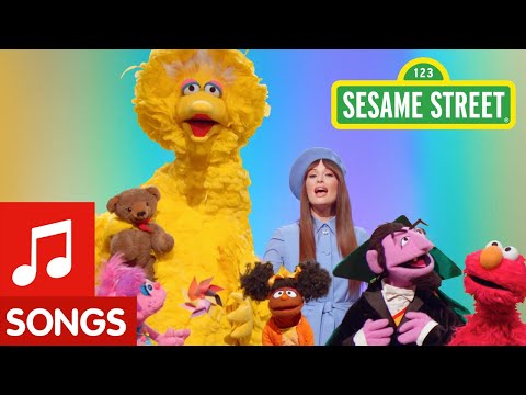 Sesame Street: Kacey Musgraves sings All the Colors of the World