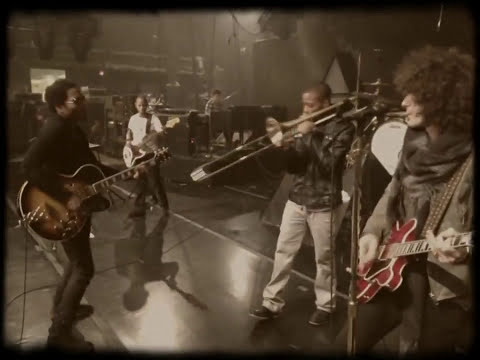 Lenny Kravitz And Trombone Shorty Jamming at Minneapolis soundcheck