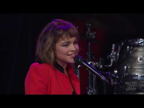 Norah Jones &quot;What Would I Do Without You&quot; | ACL Hall of Fame New Year&#039;s Special 2018