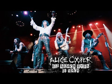 Ol&#039; Black Eyes Is BACK - Alice Cooper Live 2019