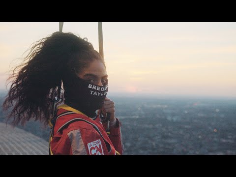 Jessie Reyez - On Top CN Tower for US NATIONAL ANTHEM (NBA Playoffs)