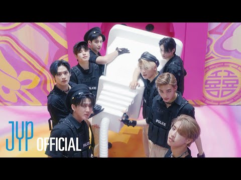 Stray Kids &quot;CASE 143&quot; M/V