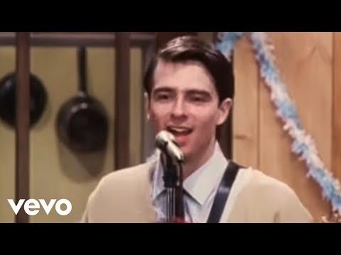 Weezer - Buddy Holly (Official Music Video)