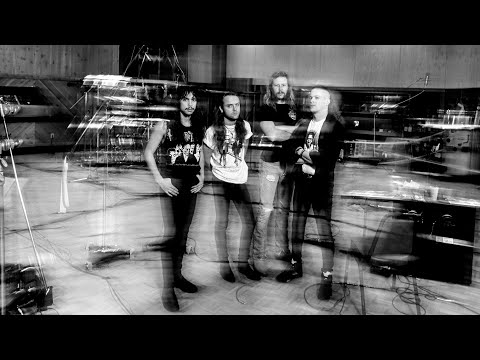 Metallica: The Black Album in Black &amp; White by Ross Halfin (Trailer)