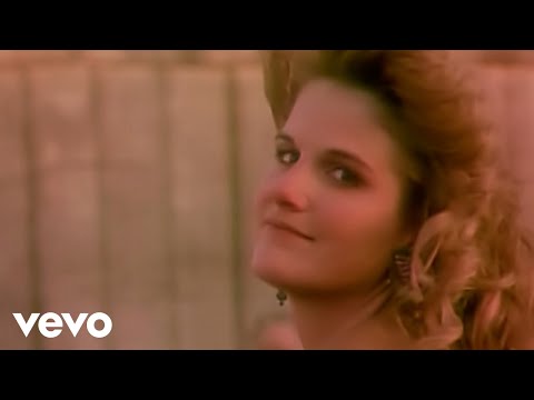 Trisha Yearwood - She&#039;s In Love With The Boy