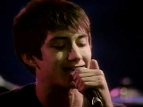 Arctic Monkeys - I Bet You Look Good On The Dancefloor (Official Video)