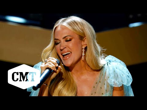 Carrie Underwood Performs &quot;Go Rest High On That Mountain&quot; | CMT Giants: Vince Gill