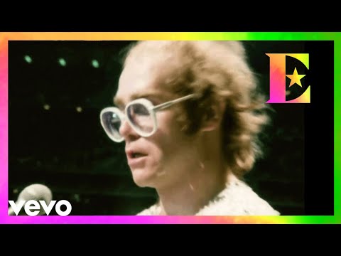 Elton John - Pinball Wizard (Dodger Stadium, Los Angeles 1975)
