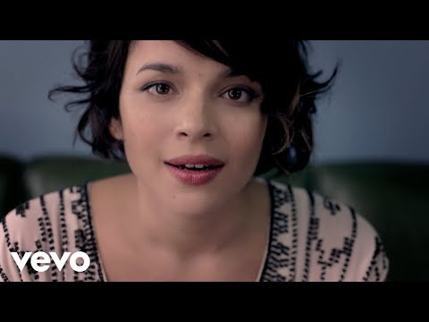 Norah Jones - Chasing Pirates