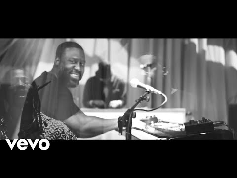 Robert Glasper - Shine ft. D Smoke &amp; Tiffany Gouché (Official Music Video)