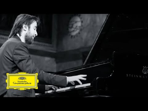 Daniil Trifonov - Stravinsky: I. Danse russe (Trois mouvements de Petrouchka)