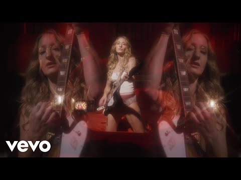 Margo Price - Radio (feat. Sharon Van Etten) [Official Video] ft. Sharon Van Etten