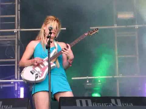 Marnie Stern - The crippled jazzer @ Primavera Sound 09