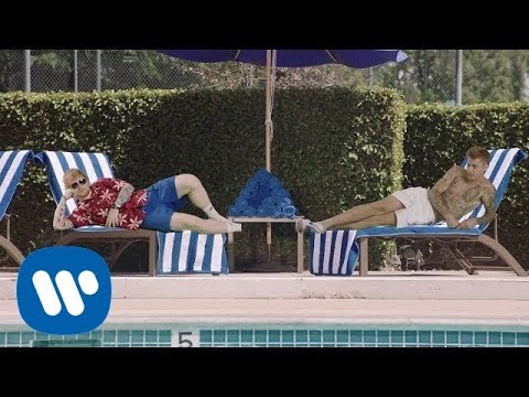 Ed Sheeran &amp; Justin Bieber - I Don&#039;t Care [Official Music Video]