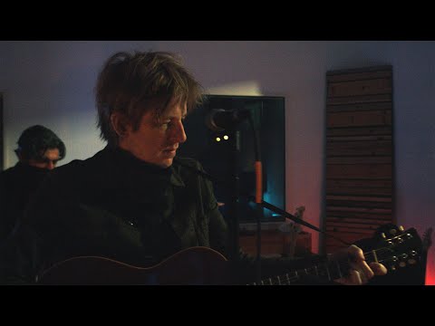 Spoon - &quot;A Face In The Crowd&quot; (Tom Petty Cover)