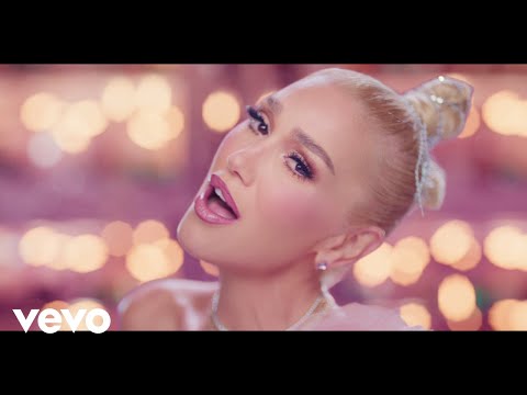 Gwen Stefani - Shake The Snow Globe (from &quot;Oh. What. Fun.&quot;) (Amazon Music Original)