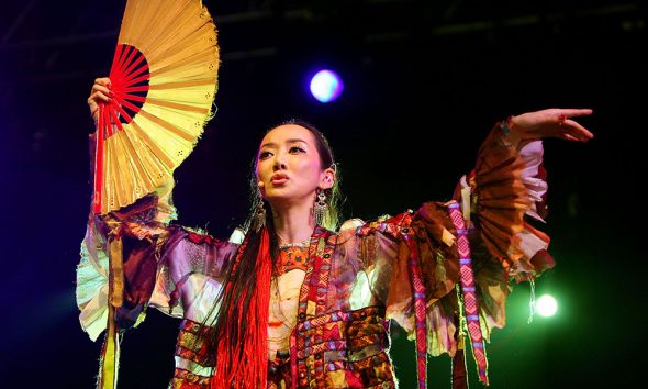 Sa Ding Ding photo by Louise Wilson and Getty Images