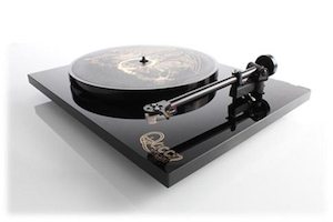 Queen turntable